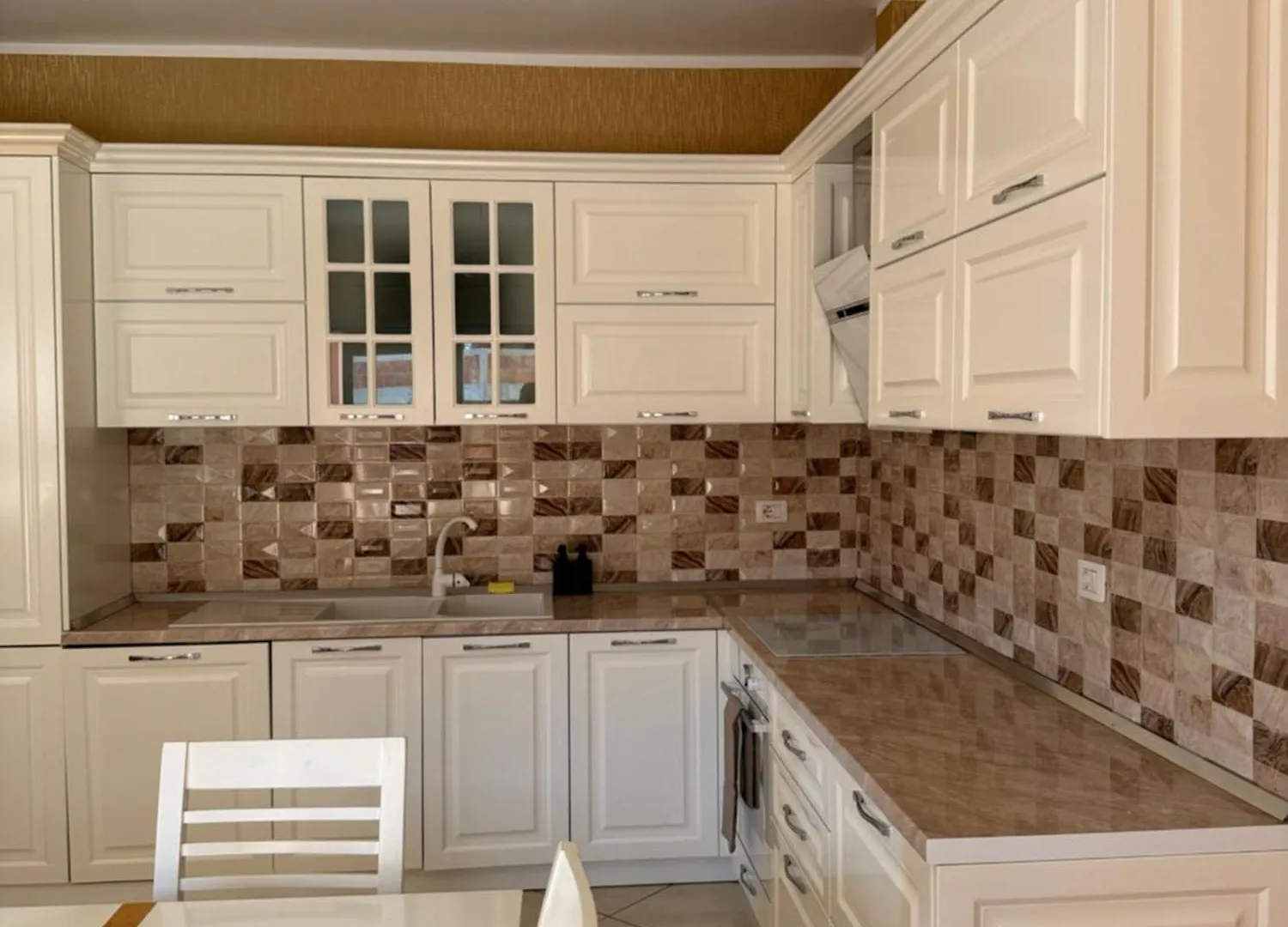 Lungomare Sea View Apartment فلورا 0*,  ألبانيا